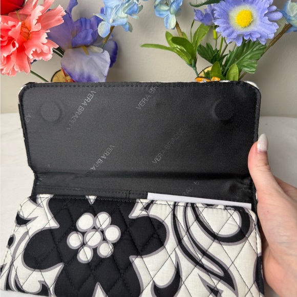 NWT Vera Bradley Night and Day Trifold Wallet Retired Pattern - Picture 6 of 8